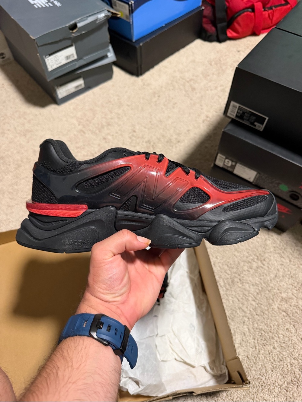 New Balance 9060 ‘Black Red Gradient’